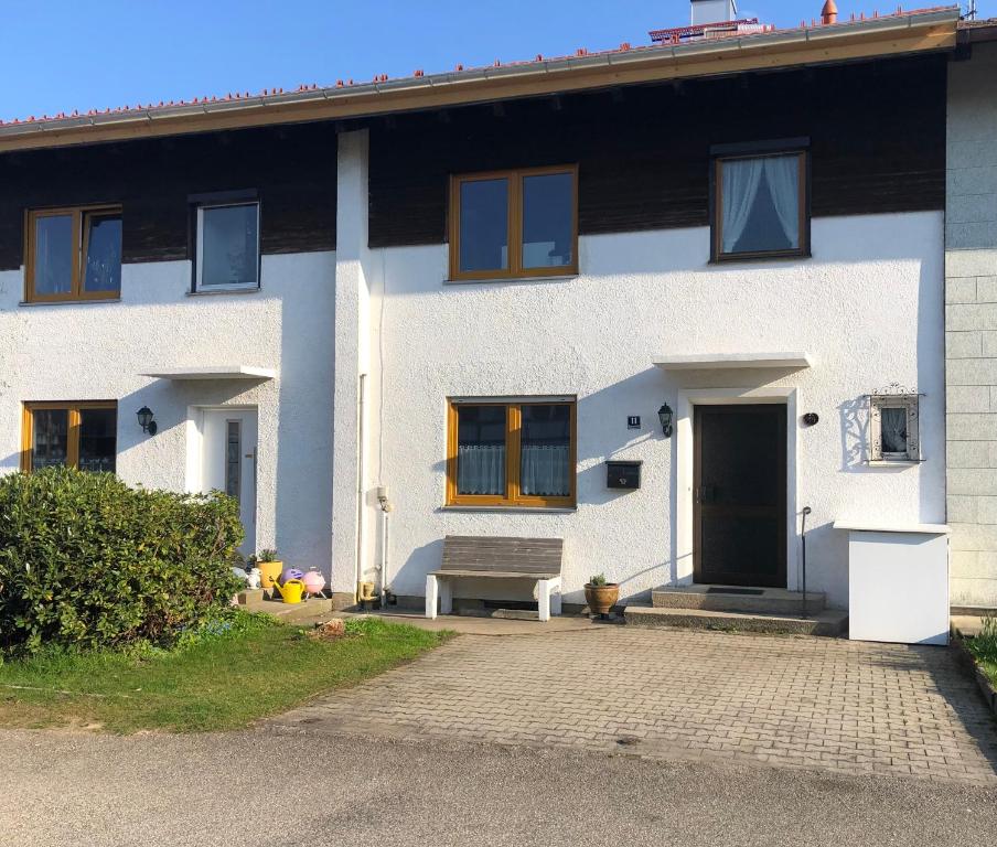 Maison de vacances Ferienhaus Büttner Rimsting 11 Sommerstraße, 83253 Rimsting