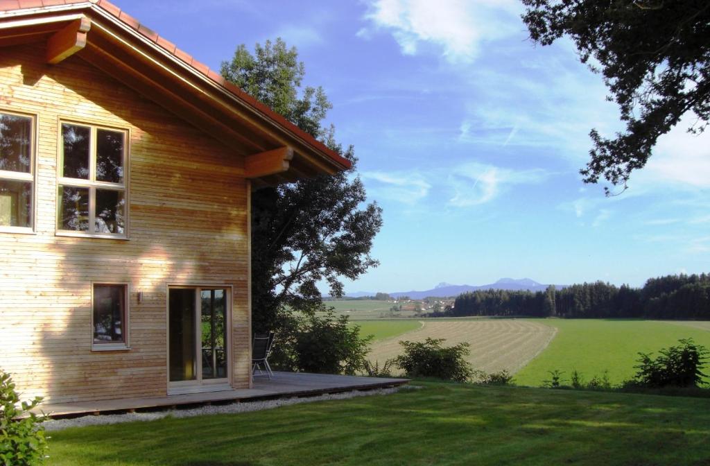 Maisons de vacances Ferienhaus Eller Niedling 16, 83374 Traunwalchen