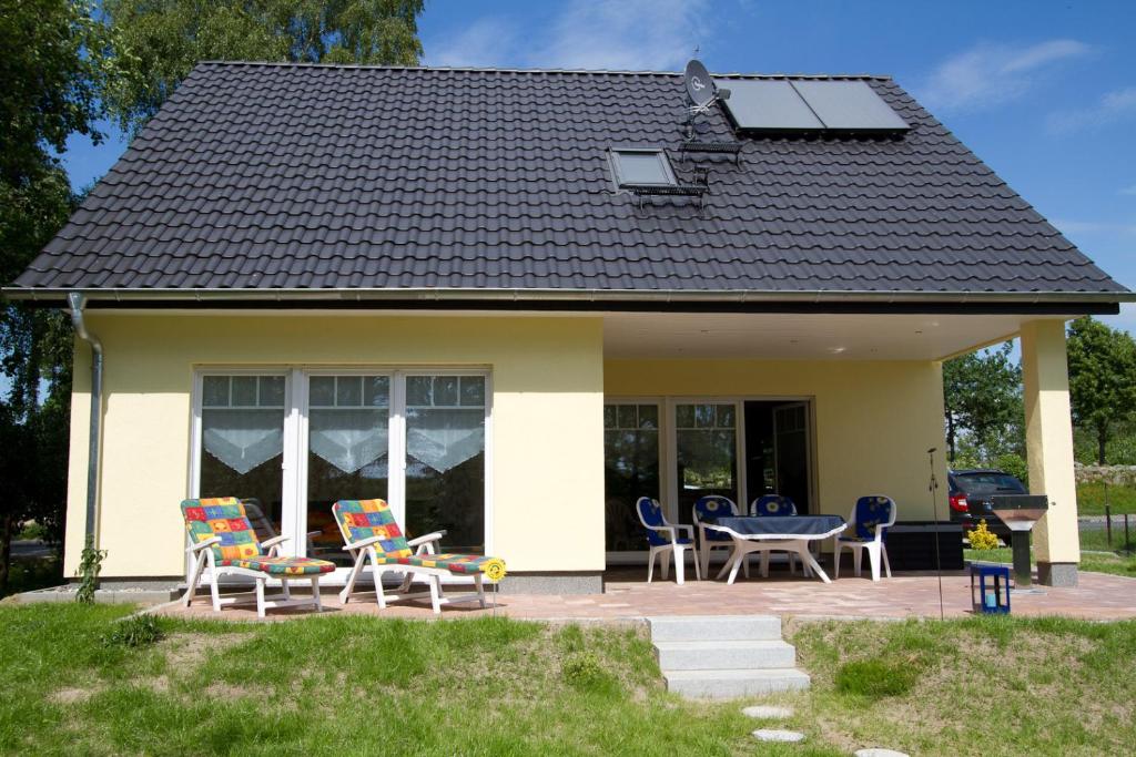 Maison de vacances Ferienhaus Ellernblick mit Sauna 4c Dorfstraße, 18209 Steffenshagen