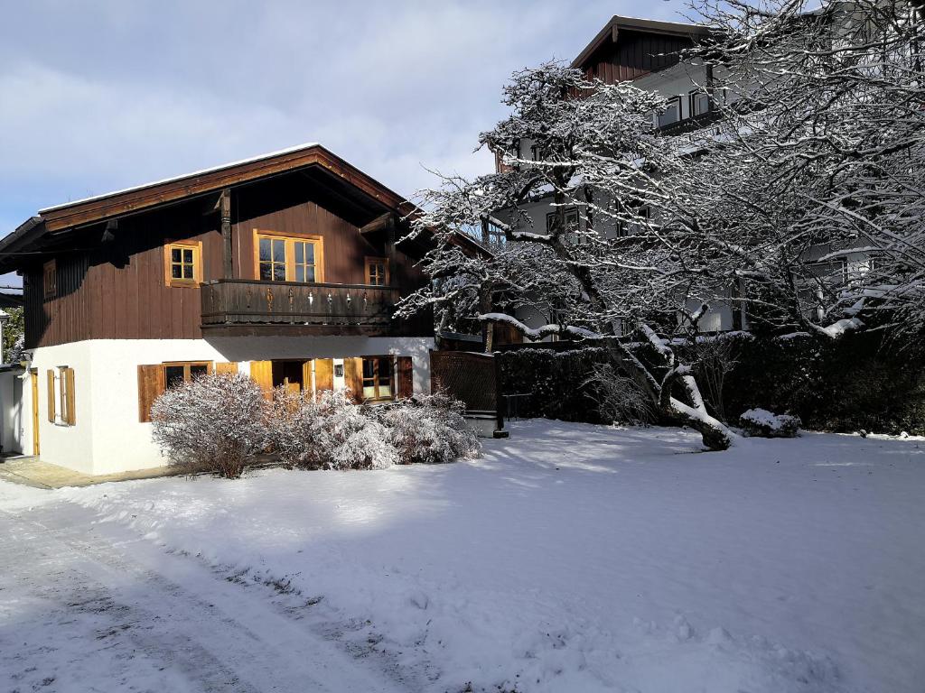 Maison de vacances Ferienhaus Erika 45 Wettersteinstraße, 82467 Garmisch-Partenkirchen