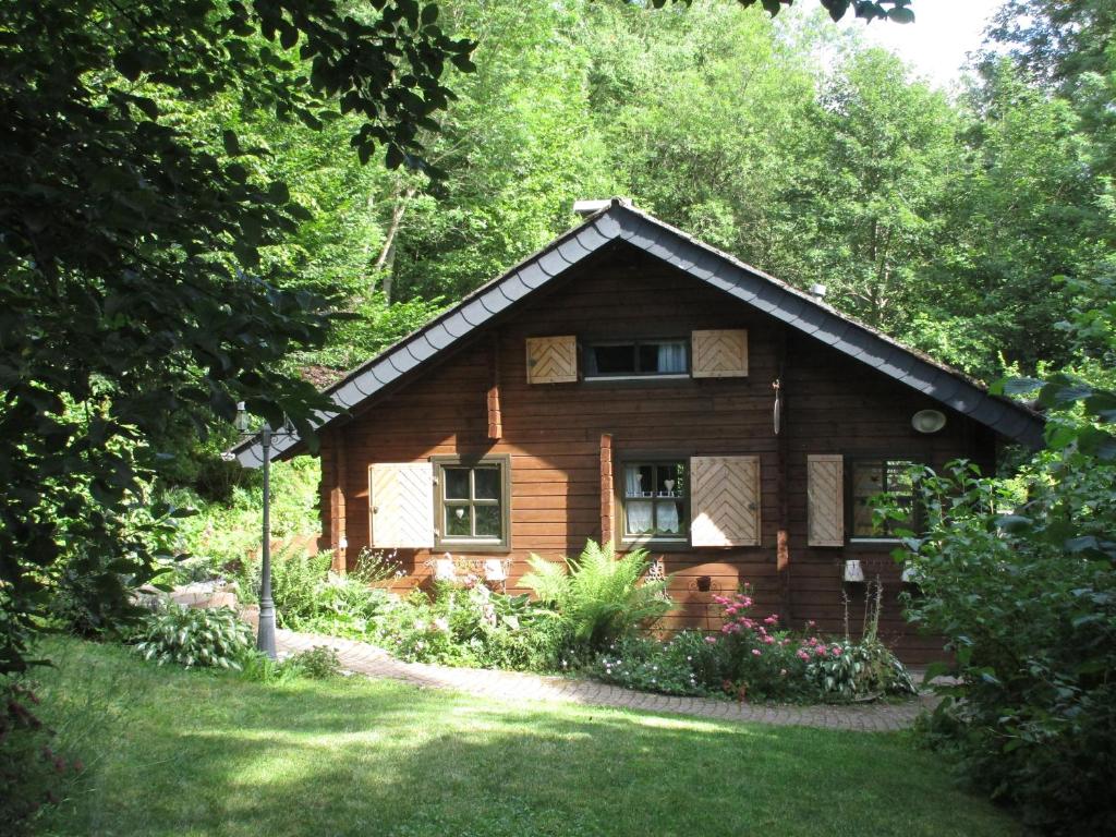 Maison de vacances Ferienhaus Eulennest Galgenrasen 5, 36115 Hilders