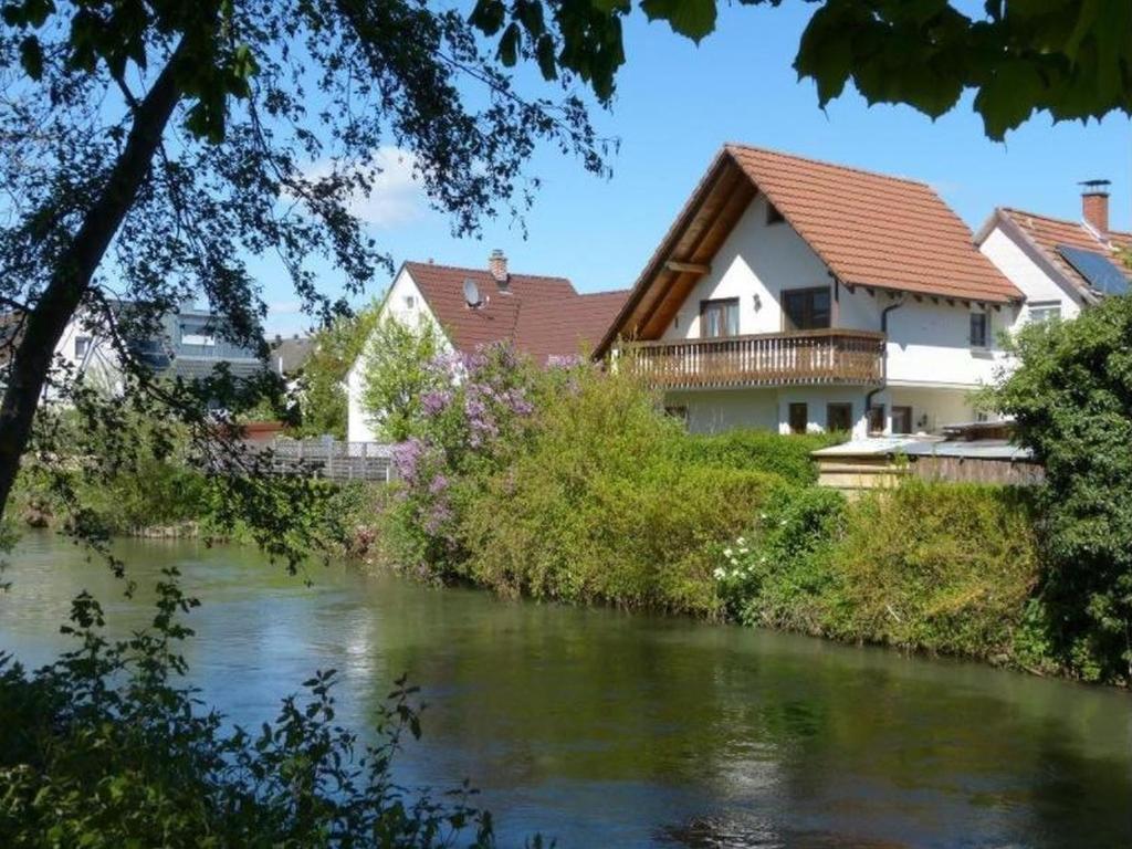 Appartement Ferienhaus Evelyn Aachweg 3, 78239 Rielasingen-Worblingen