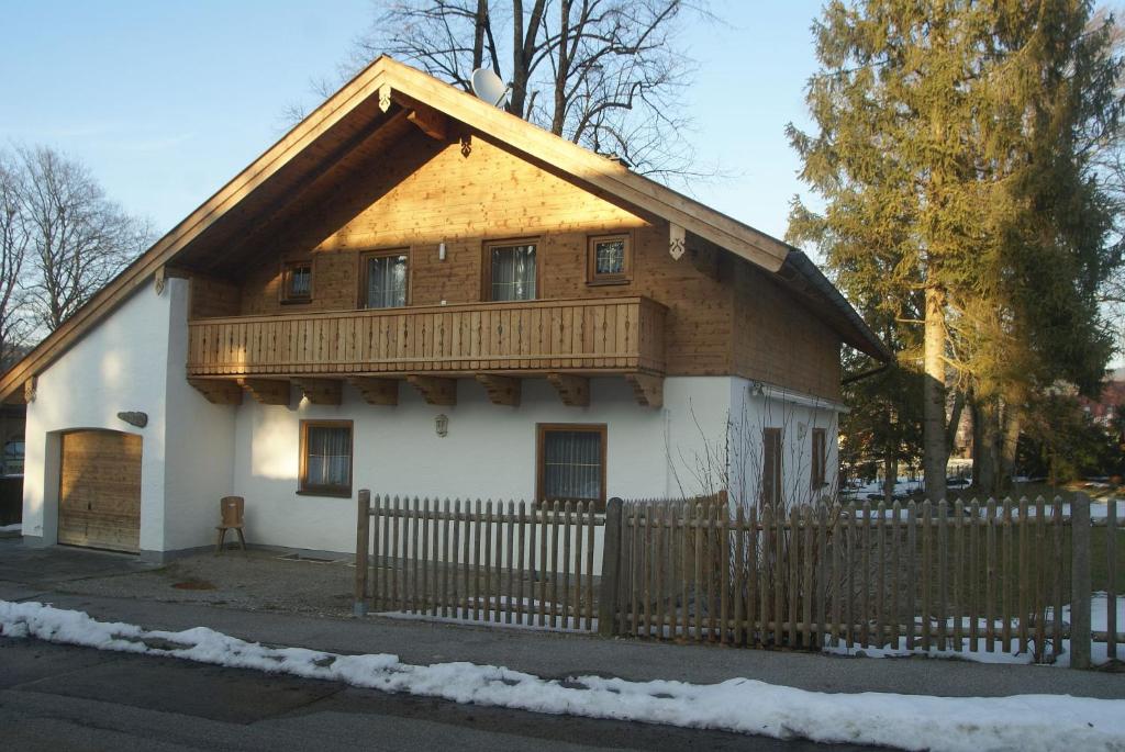 Maison de vacances Ferienhaus Füchslein Parkstraße 4, 83457 Bayerisch Gmain