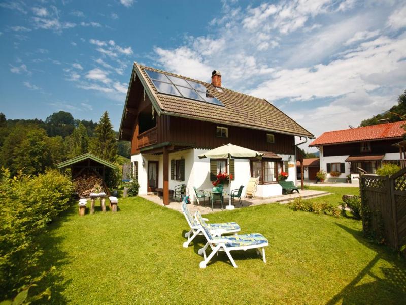 Maison de vacances Ferienhaus Hallweger Guglberger Au 21, 83324 Ruhpolding