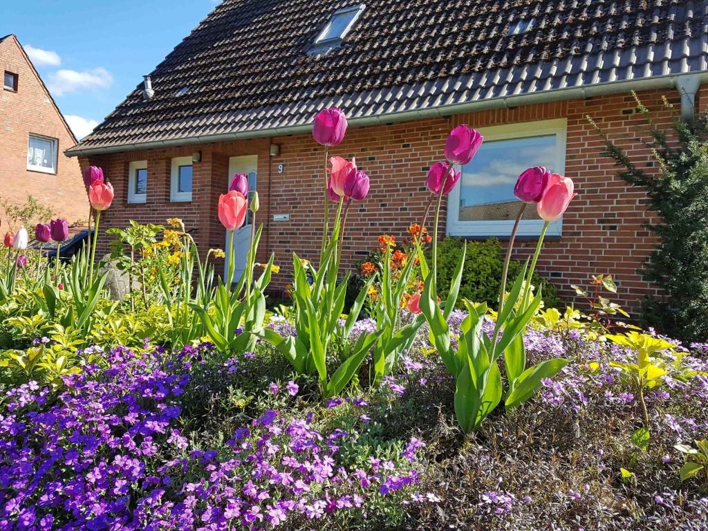 Maison de vacances Ferienhaus im Kanalblick Kanalblick 9, 24783 Osterrönfeld