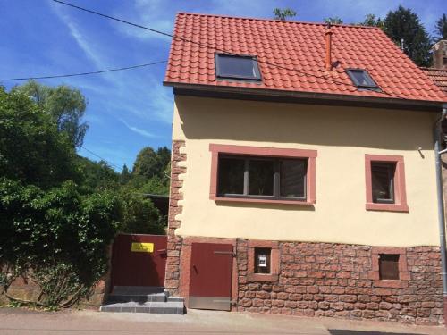 Maison de vacances Ferienhaus In der Erlebach Ferienhaus In der Erlebach, Erlenbach 4 Elmstein