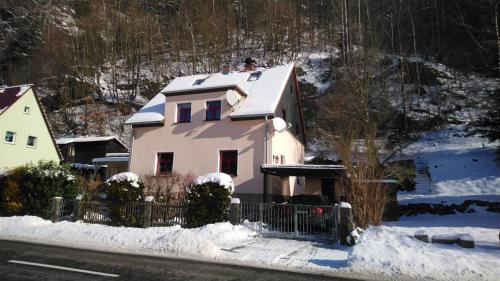 Maison de vacances Ferienhaus Jahrhundertreisen Schmilka 3 Bad Schandau