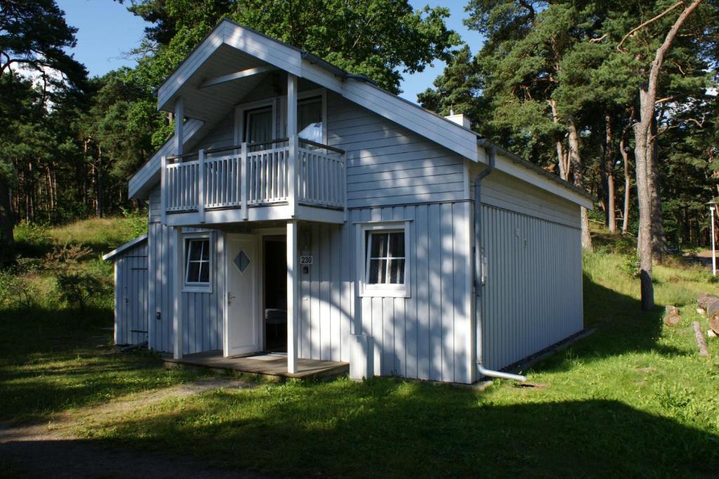 Maison de vacances Ferienhaus-Kinderlieb Dünenweg 230, 18586 Baabe