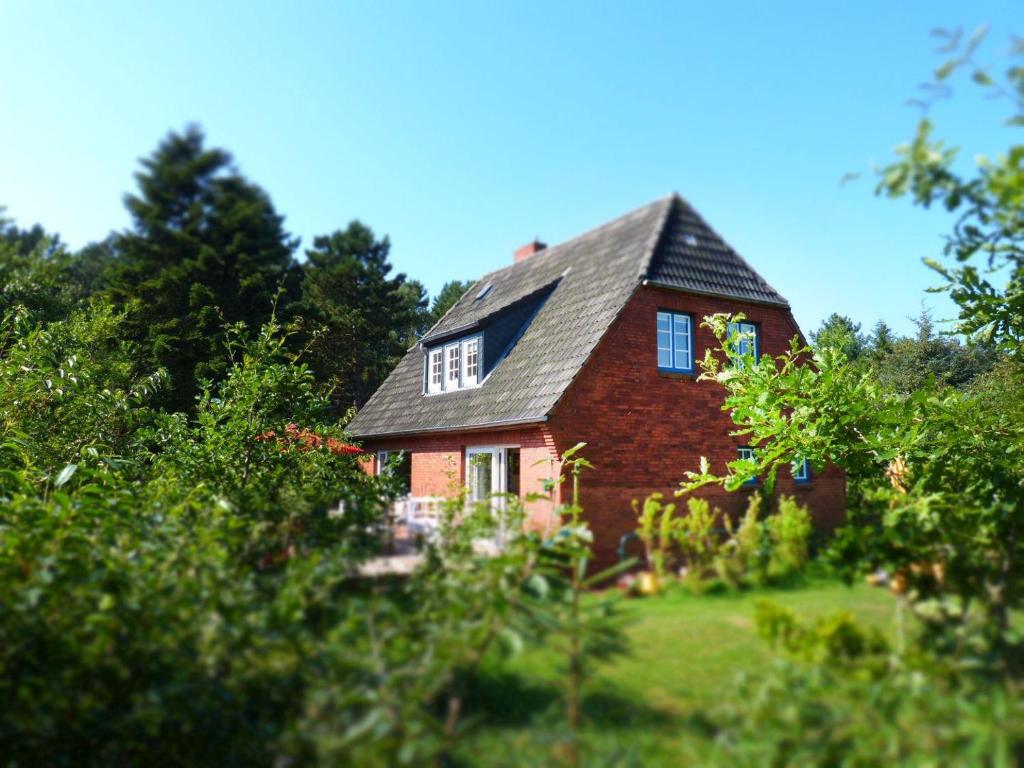 Maison de vacances Ferienhaus *Koggenhüs* Sjüürenwai 18, 25946 Norddorf auf Amrum