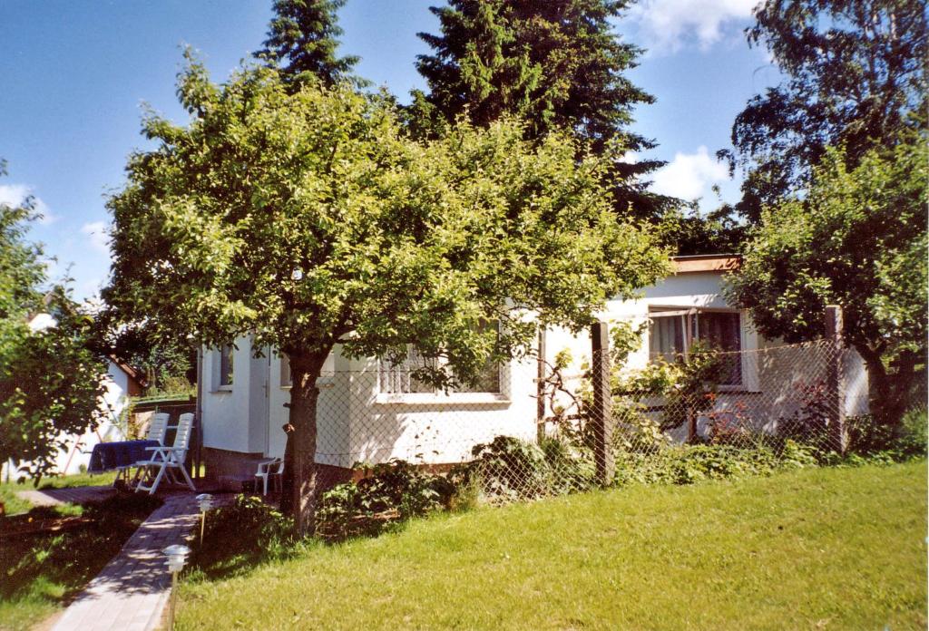 Maison de vacances Ferienhaus Krakow am See SEE 4001 Separates Gartengrundstück, See ca. 1 km, 18292 Krakow am See