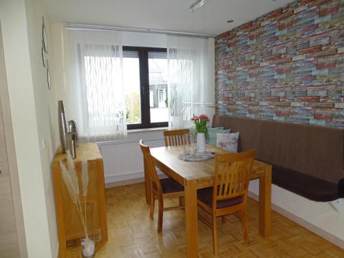 Appartement Ferienhaus Leo Hesweilerstraße 10 Blankenrath