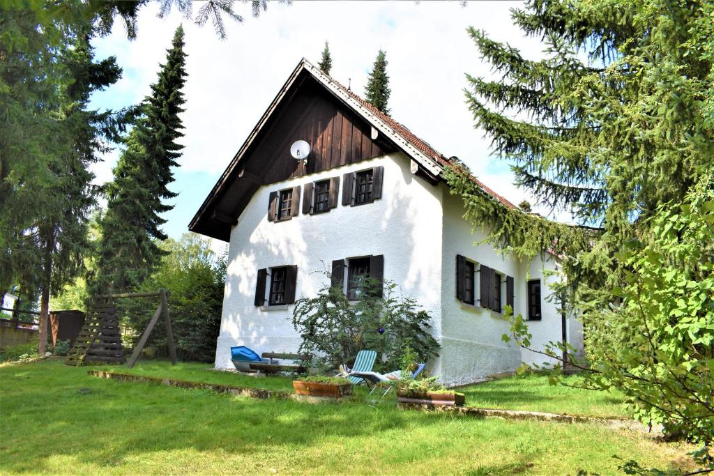 Maison de vacances Ferienhaus Marschollek 6 Ginselsrieder Straße, 94253 Bischofsmais