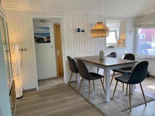 Maison de vacances Ferienhaus Muckelbude Jollenweg 16 Bedekaspel