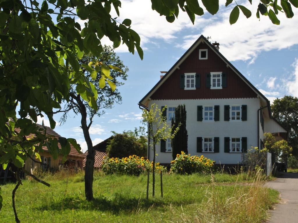 Maison de vacances Ferienhaus Nordschwarzwald Würzbacherstraße 9, 75389 Neuweiler