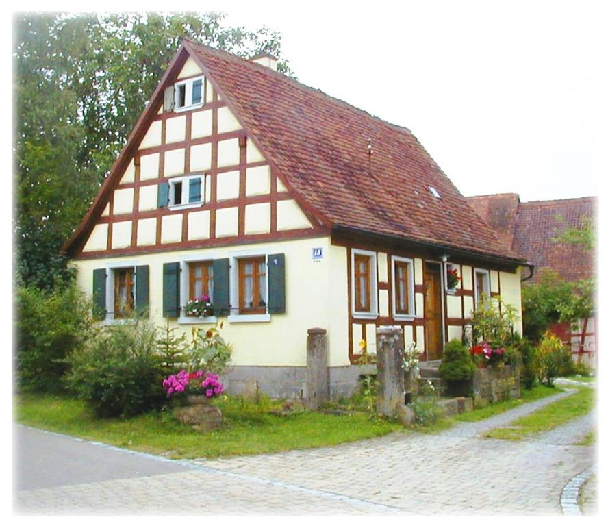 Maisons de vacances Ferienhaus Pfeiffer Schweinsdorf 17, 91616 Neusitz