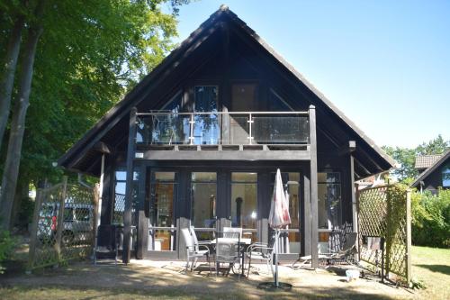 Maison de vacances Ferienhaus Plau am See direkt am Strand Heidenholzweg 120 D Plau am See