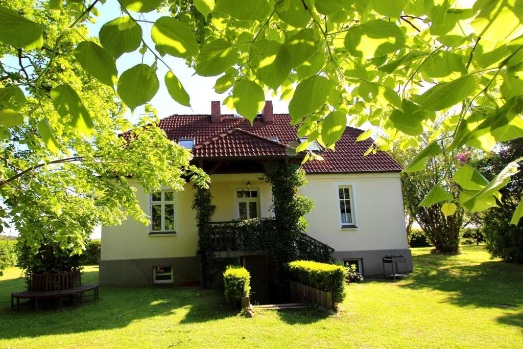 Maison de vacances Ferienhaus Ratteyer Idyll Ratteyer Damm 11, 17349 Schönbeck