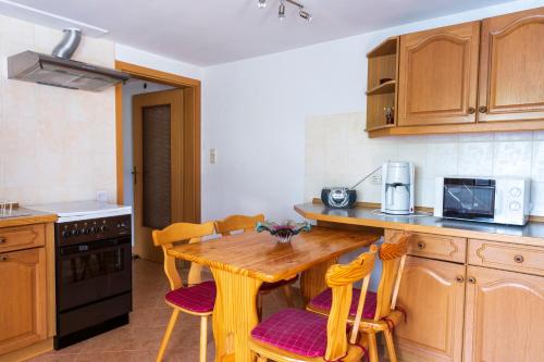 Appartement Ferienhaus Rennsteig Huhn, Glaswerkstraße 58, 98724 Lauscha Glaswerkstraße 58 Lauscha