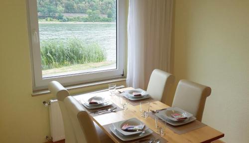 Appartement Ferienhaus-Rheinblick-Koblenz, Whg Nr 3 \ Am Ufer 22 Coblence