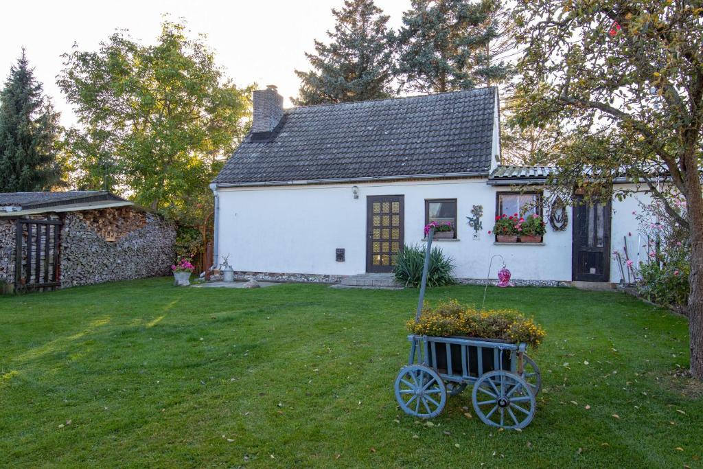 Maison de vacances Ferienhaus Samuel mit Garten und 2 Terrassen Altes Dorf 9, 17509 Lubmin