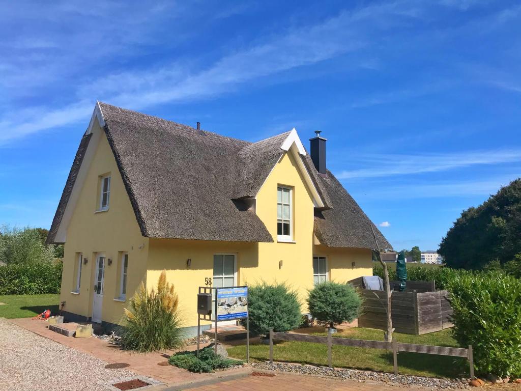 Maison de vacances Ferienhaus Sarcander Am Kurpark 58, 18551 Glowe