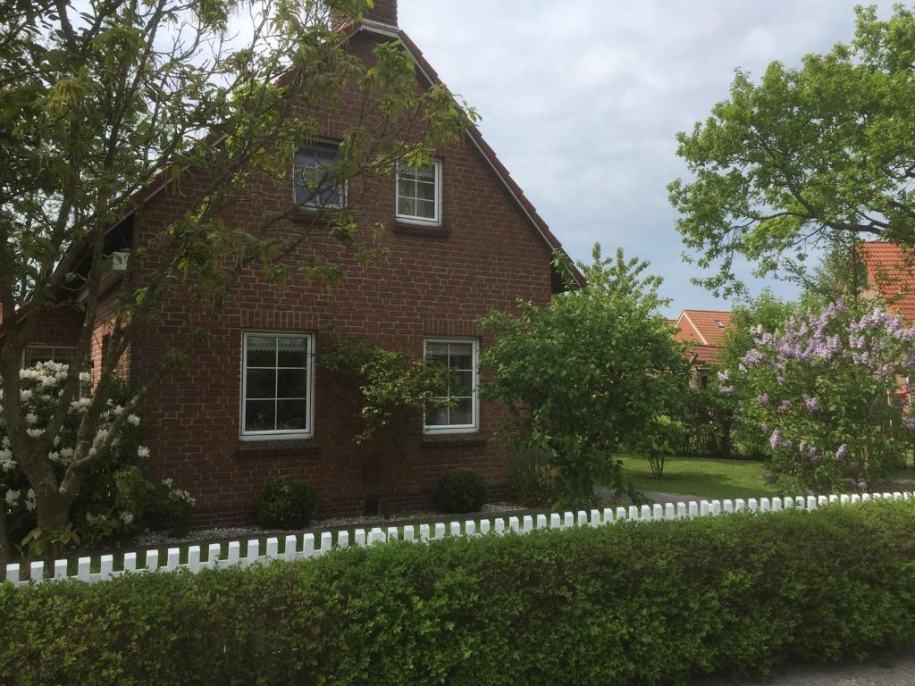 Maison de vacances Ferienhaus Schonerweg 9 in Norddeich Schonerweg Nr. 9, 26506 Norddeich