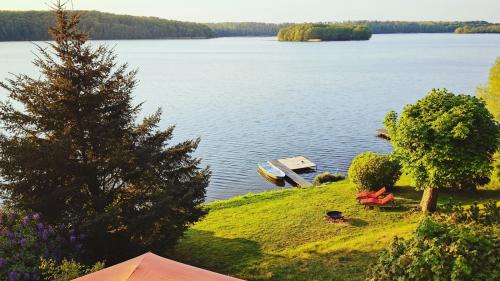 Maison de vacances Ferienhaus SeeWaldMeer am Pinnower See bei Schwerin Am See 37 Pinnow