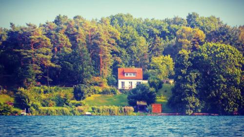 Ferienhaus SeeWaldMeer am Pinnower See bei Schwerin Pinnow allemagne