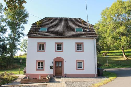 Maison de vacances Ferienhaus Sprink Vulkaneifel Sprink 1 Strohn