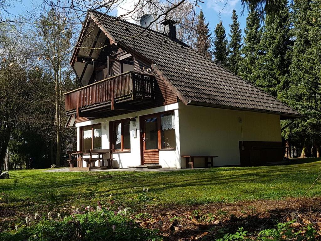 Maison de vacances Ferienhaus Tindy 75 Silbersee, 34621 Frielendorf
