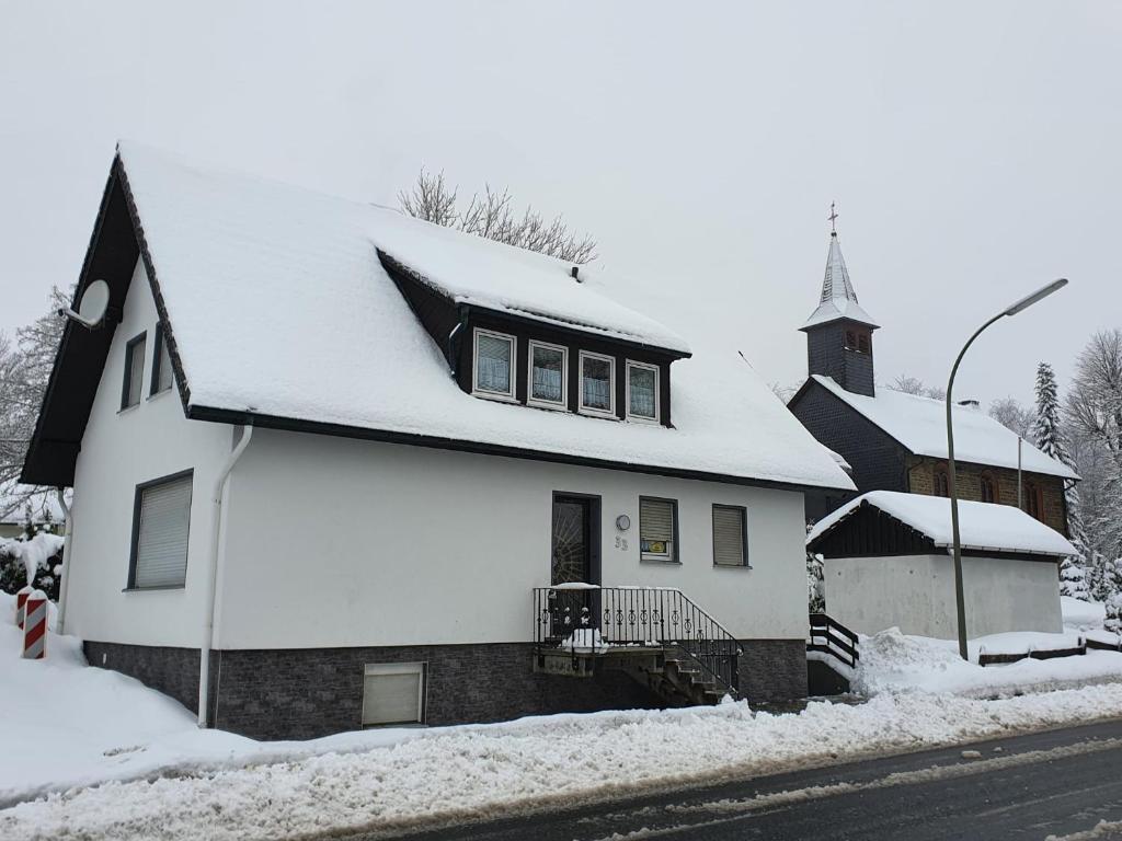 Maison de vacances Ferienhaus Trudi 33 Bundesstraße, 59955 Winterberg