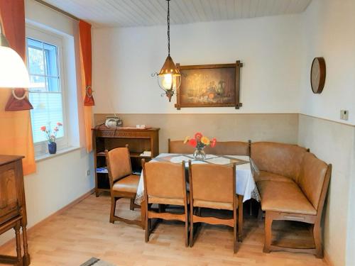Maison de vacances Ferienhaus-Vogelnest Am Starrenkasten 22 Berumbur