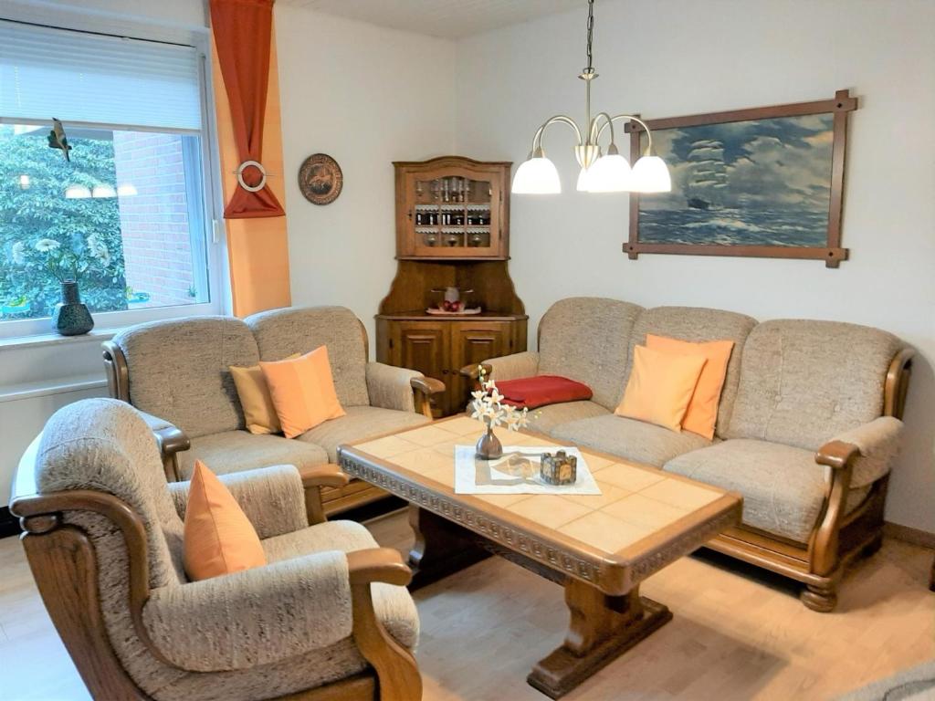 Maison de vacances Ferienhaus-Vogelnest Am Starrenkasten 22, 26524 Berumbur