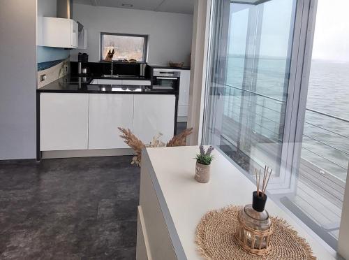 Maison de vacances Ferienhaus Water Scadoer Wohnhafen 17 Geierswalde