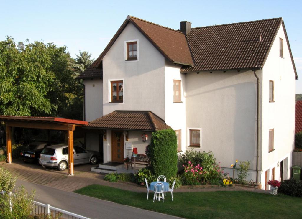 Appartements Ferienhaus Wiedmann Eichenberg 70, 91729 Haundorf