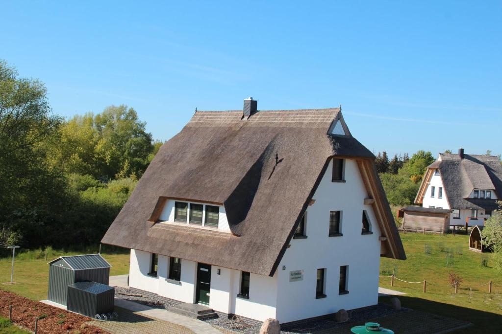 Appartement Ferienhaus-Wiesengrund Wiesengrund 4, 18556 Dranske