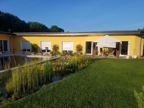 Maison de vacances Ferienhaus zum Imker Am Heidekrug 36-37 Velten