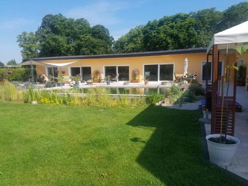 Ferienhaus zum Imker Velten allemagne