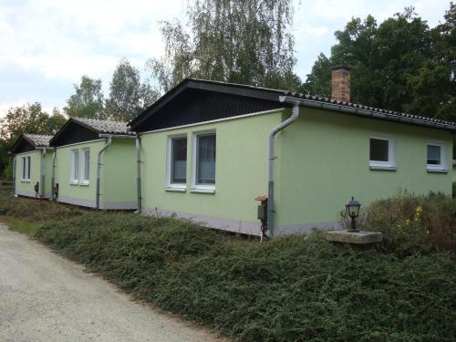 Maisons de vacances Ferienhäuser Stübgen Jugendherbergsweg 7b \ Burg