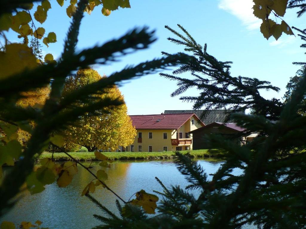 Appartements Ferienhof Stöhrmühle 8 Haid, 95704 Pullenreuth