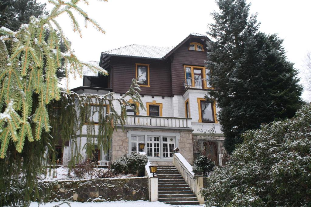 Maison d'hôtes Ferienhotel Waldfrieden Waldstr. 3, 37441 Bad Sachsa