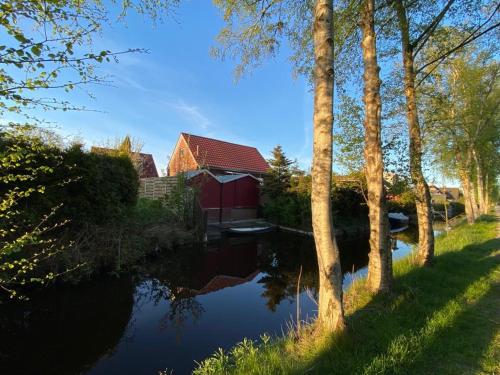 Maison de vacances Ferienhuus En Söten Heinkens Hoek 27 Bedekaspel