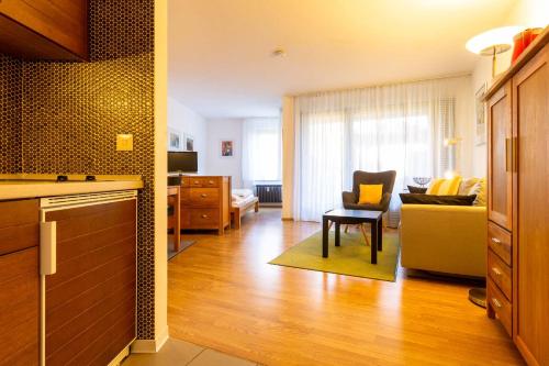 Appartement Ferienwohnpark Immenstaad am Bodensee Ein-Zimmer-Apartment 51 04 Gehrenbergstr. 50 Immenstaad am Bodensee