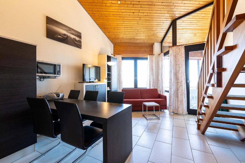 Appartement Ferienwohnpark Immenstaad am Bodensee Maisonette-Wohnung 49 49 Gehrenbergstr. 50, 88090 Immenstaad am Bodensee