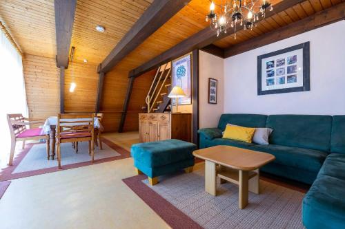 Maison de vacances Ferienwohnpark Immenstaad am Bodensee Nurdachhaus Typ 8 NDW 088 Gehrenbergstr. 50 Immenstaad am Bodensee