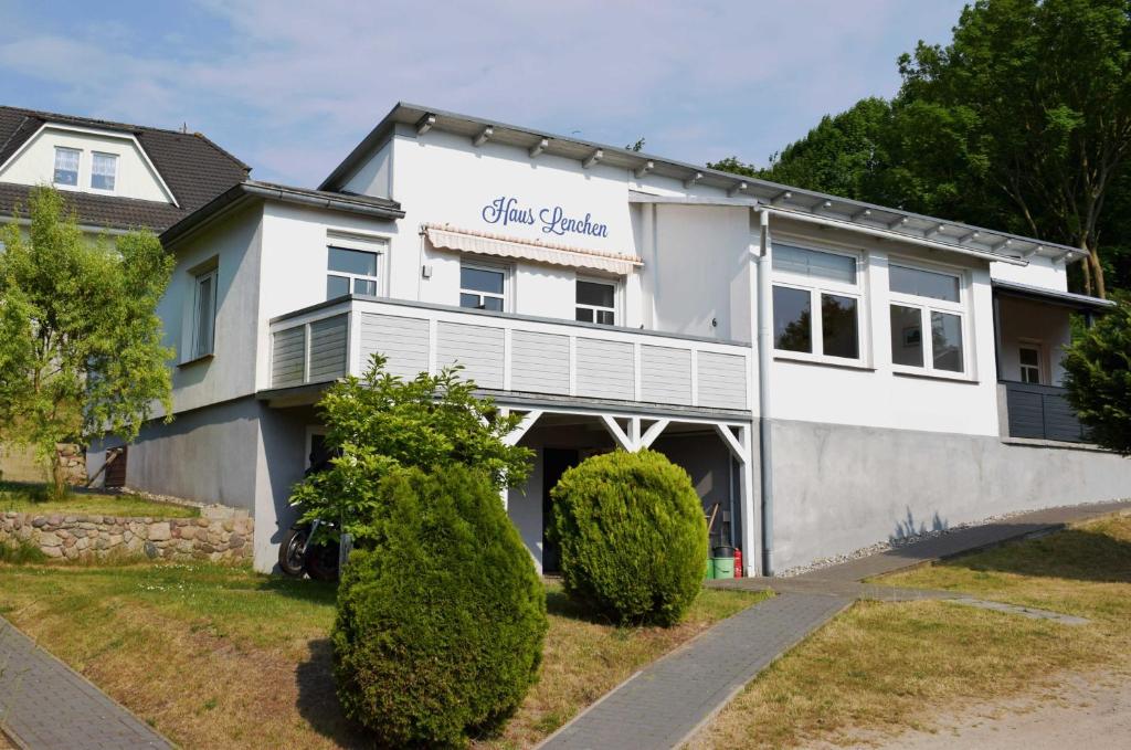 Appartement Ferienwohnung 01 Alte Kirchstr. 6, 18586 Göhren