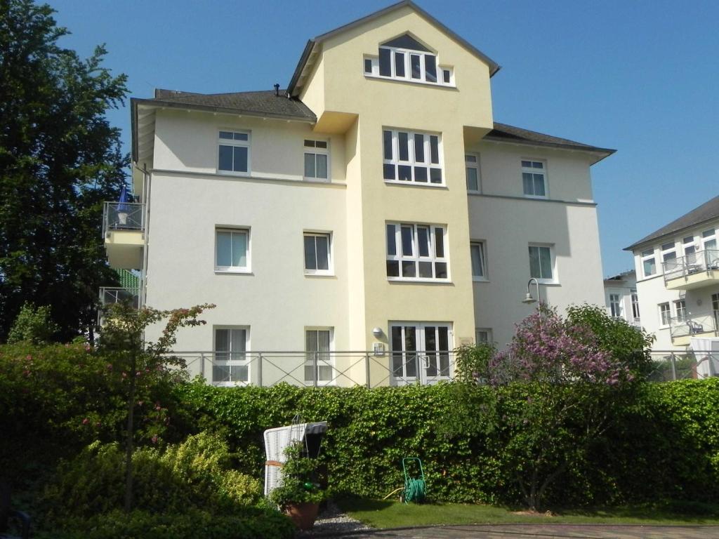 Maison de vacances Ferienwohnung 3 27 Inselstrand Grenzstraße 2-3, 17419 Ahlbeck