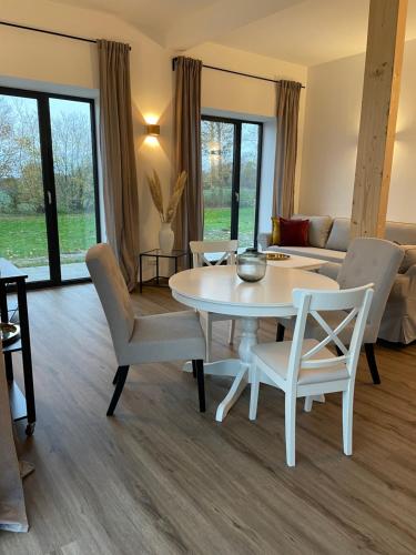 Appartement Ferienwohnung 3 am Herrenhaus Ahrensbök 8 Steindamm Wohnung 3 Ahrensbök