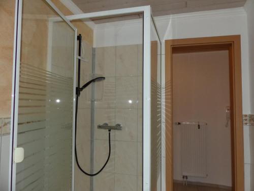 Appartement Ferienwohnung 23 Lilienstraße 1. Etage Porta Westfalica