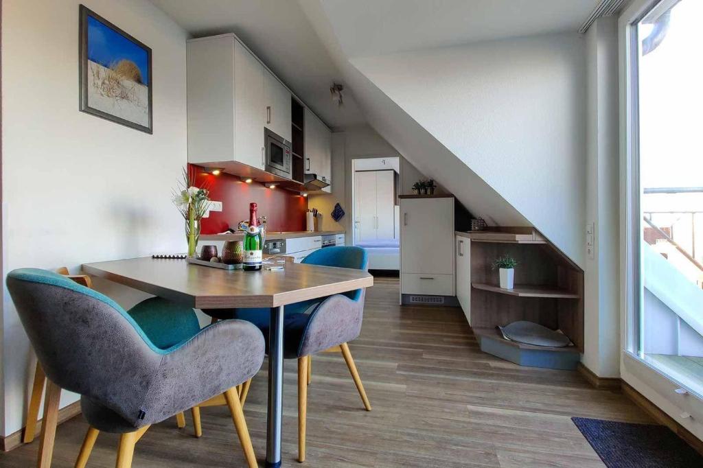 Appartement Ferienwohnung-416-mit-eigenem-Whirlpool-Residenz-Hohe-Lith-Duhnen Cuxhavener Straße 23-29, 27476 Cuxhaven